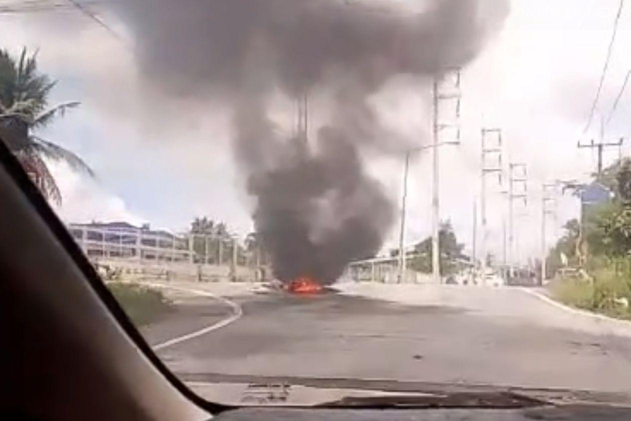 17-Year-Old Flees Burning Motorcycle in Pattaya Area Blaze