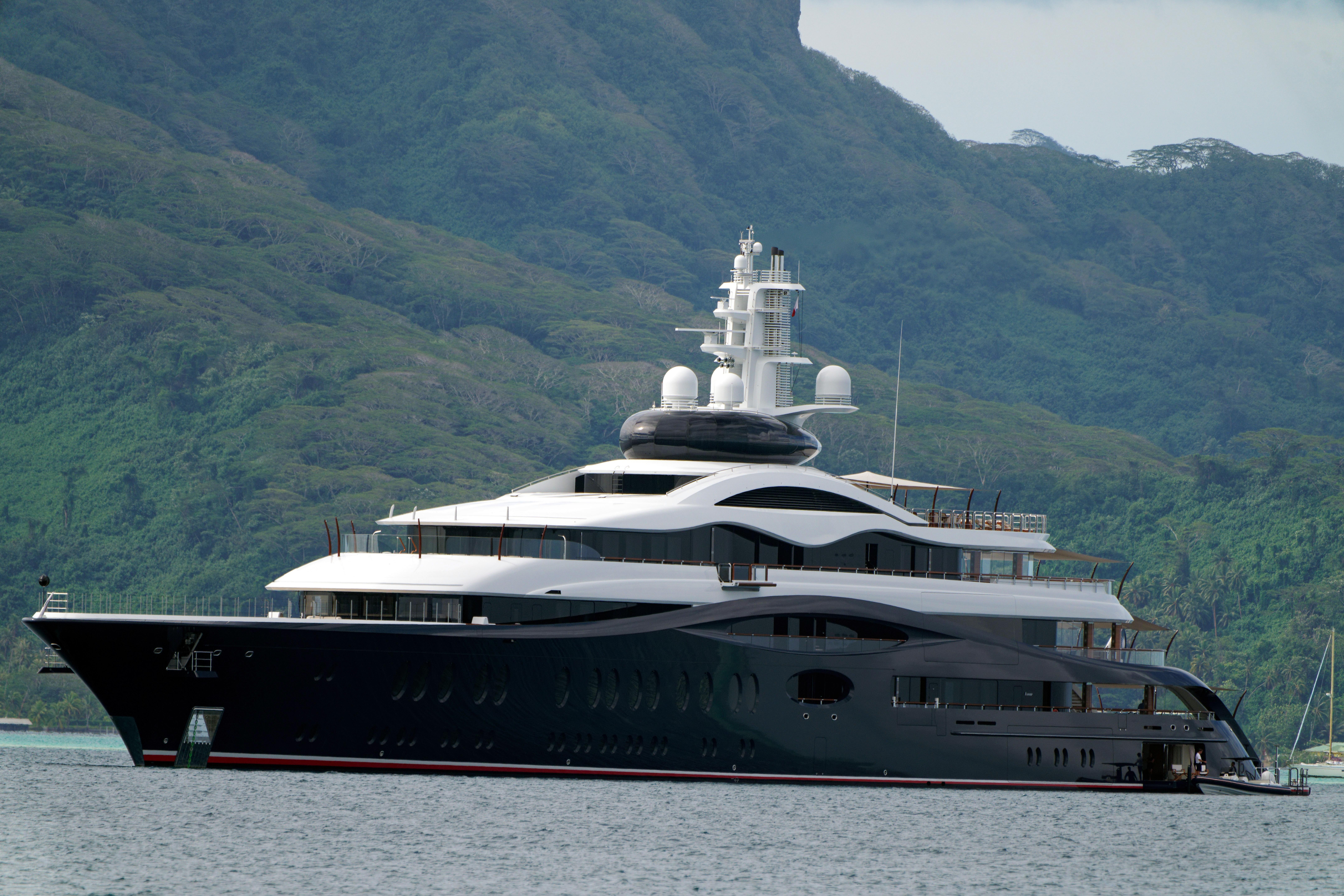 Zuckerberg’s yacht was closer, but someone else saved a stranded boat